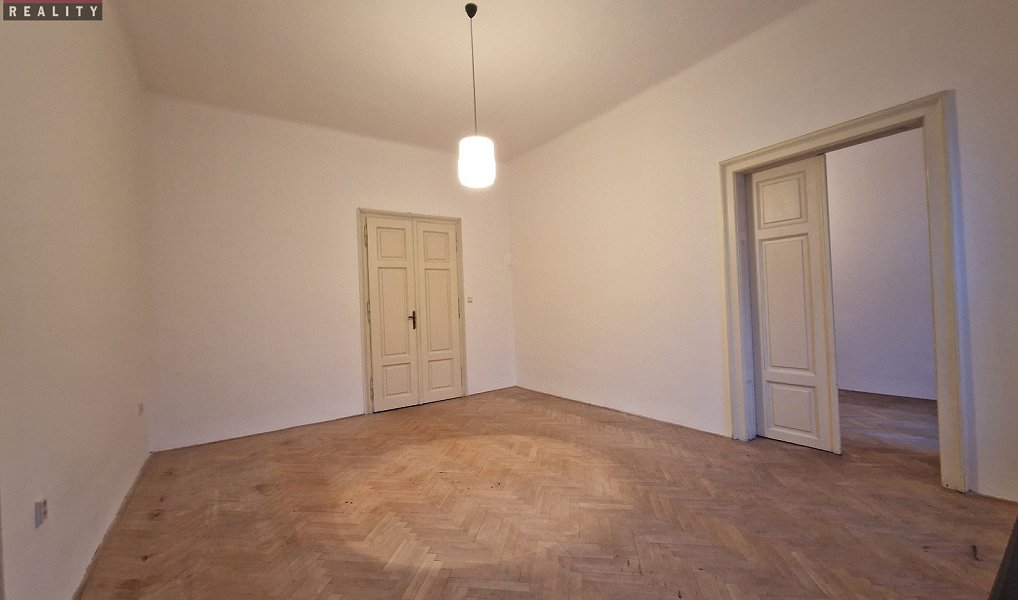 Pronájem bytu 4+1 134 m², Olomouc – náhled fotky 5