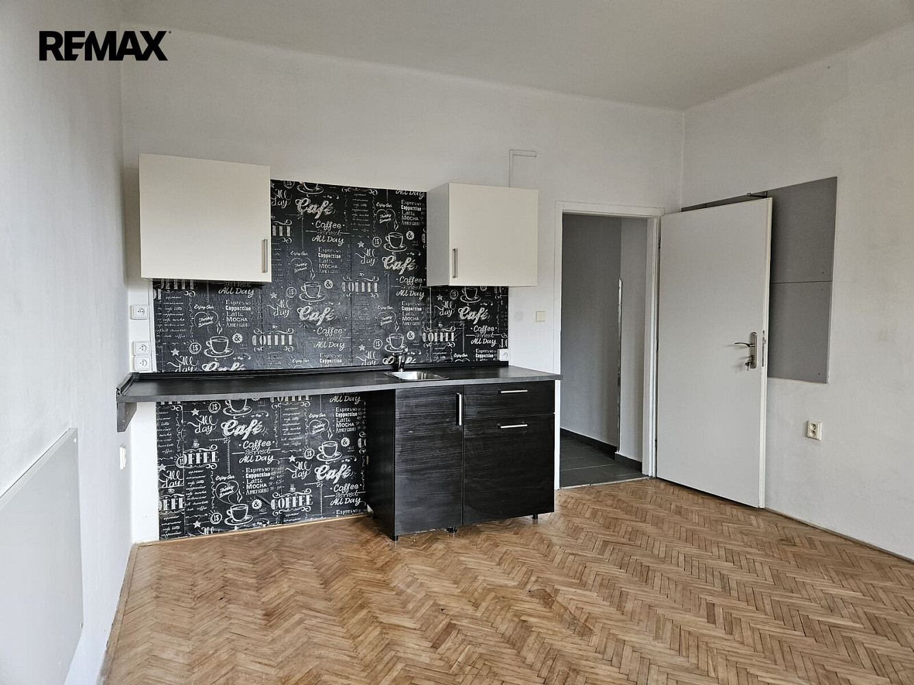 Prodej bytu 2+kk 35 m² – fotografie 4