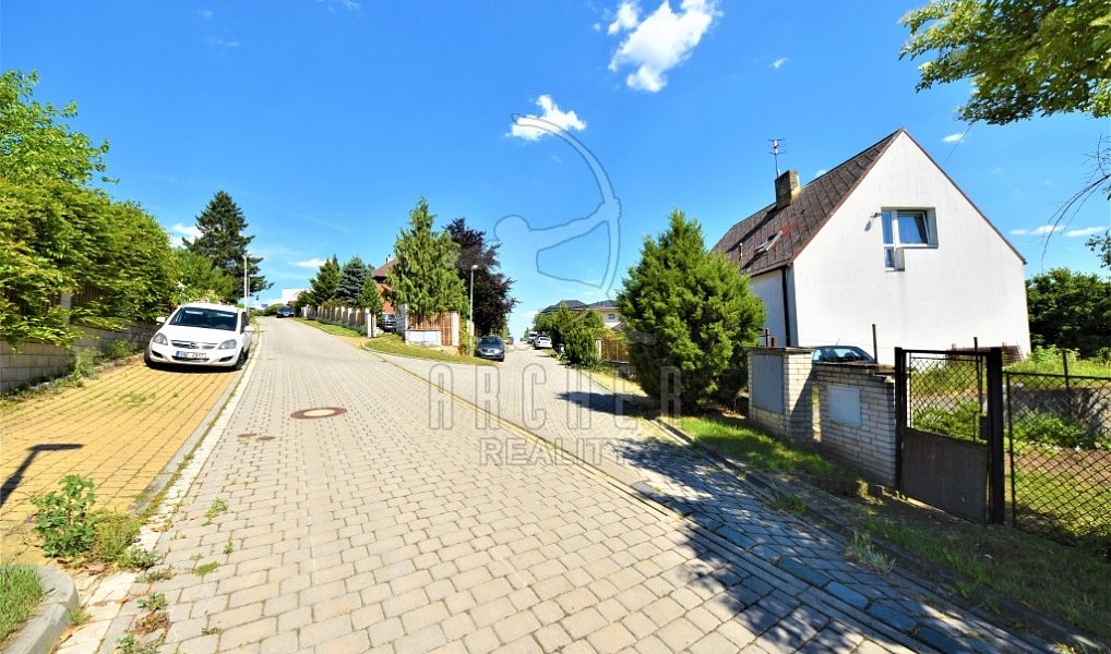 Prodej stavebního pozemku 793 m², Praha – náhled fotky 9