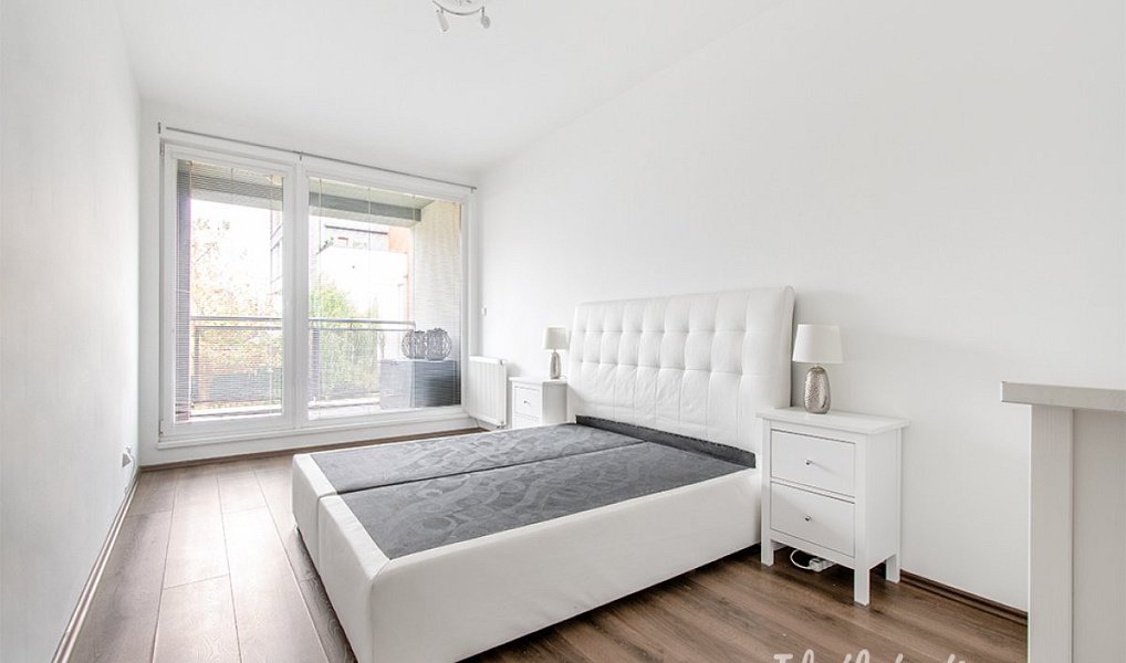 Pronájem bytu 2+kk 70 m², Praha – náhled fotky 7