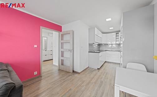 Prodej bytu 3+kk 62 m², Chodovická, Praha 9 - Horní Počernice