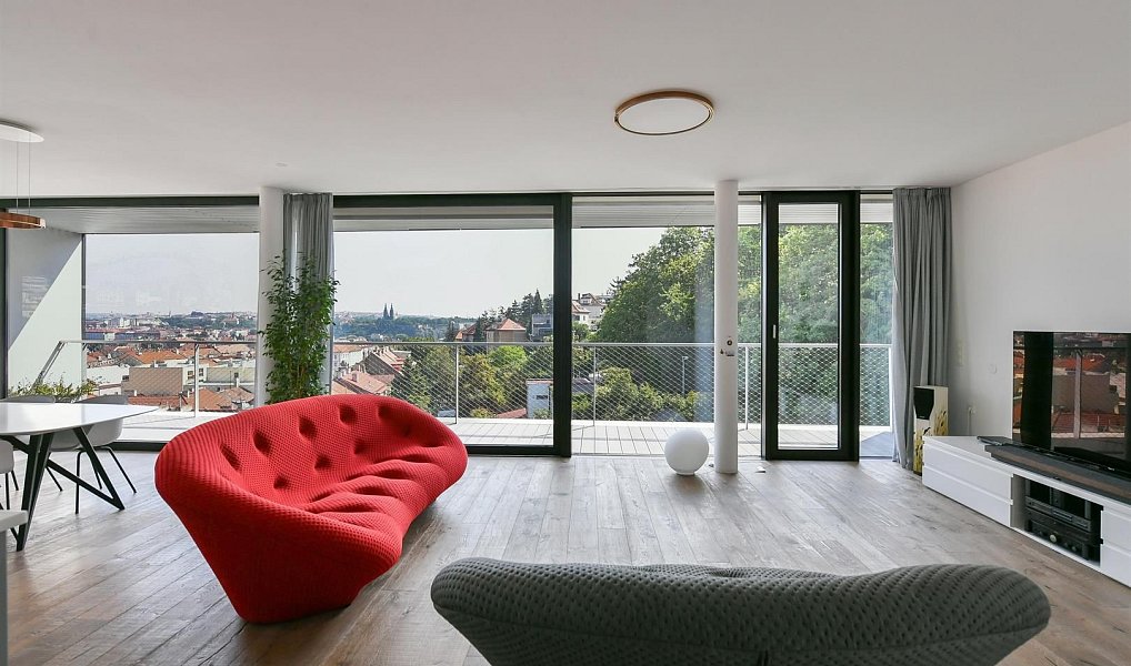 Prodej bytu 6+kk 278 m², Praha – náhled fotky 4