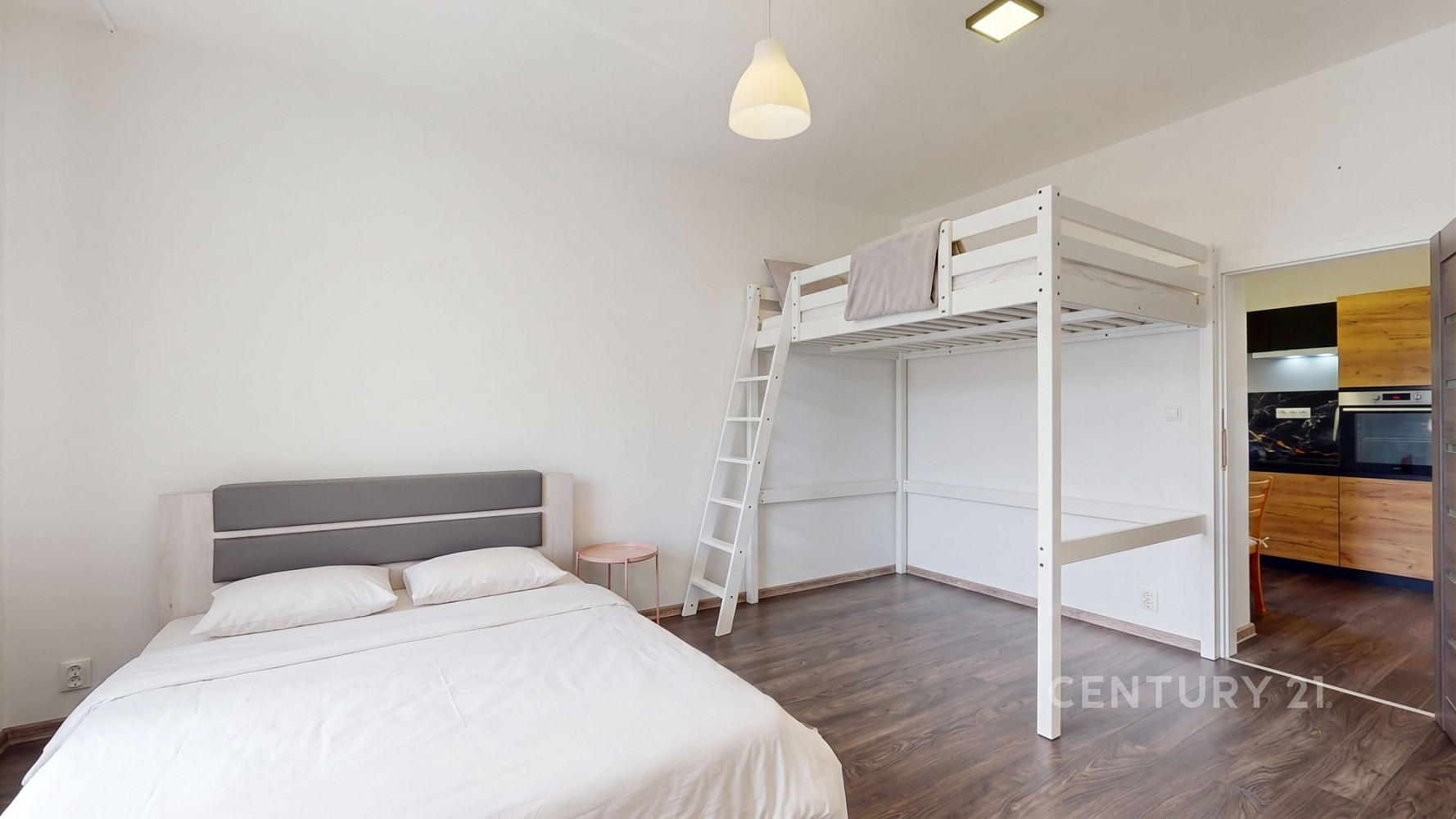 Pronájem bytu 2+kk 52 m² – fotografie 4