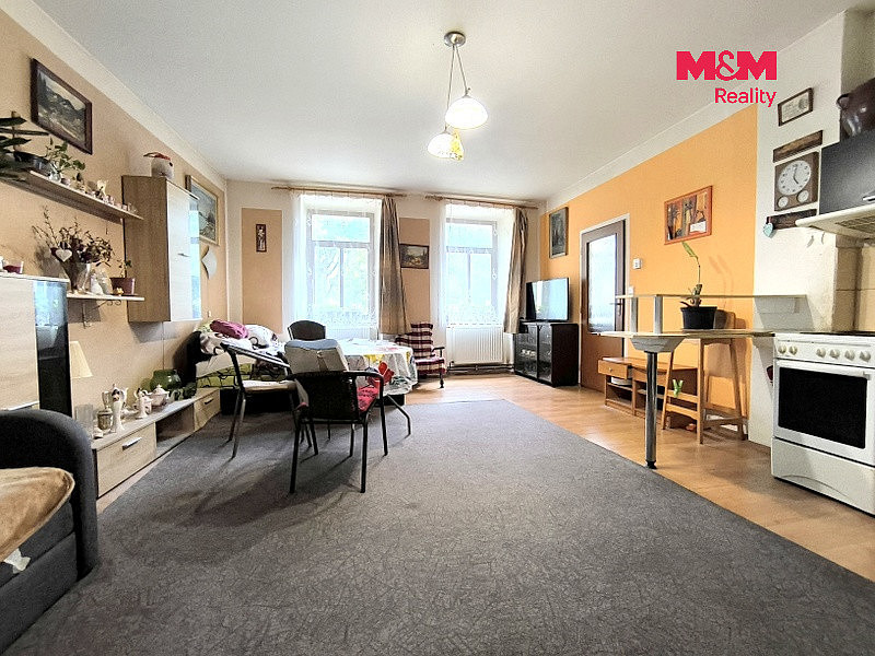 Prodej domu 249 m² s pozemkem 522 m² — photo 2