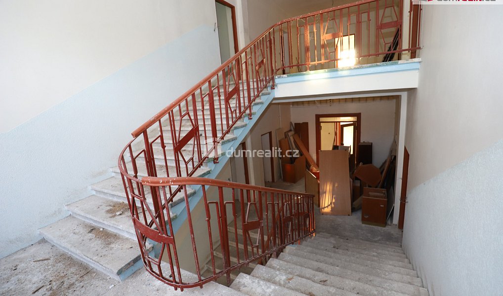 Prodej nájemního domu, činžáku 2 000 m², Aš – náhled fotky 24
