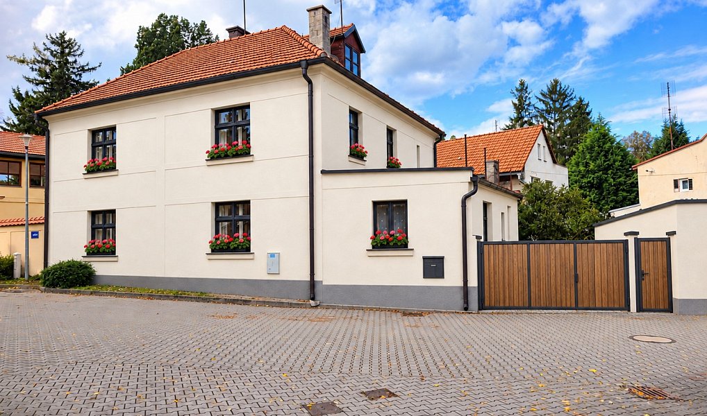 Prodej domu 230 m² s pozemkem 250 m², Lázně Toušeň – náhled fotky 9