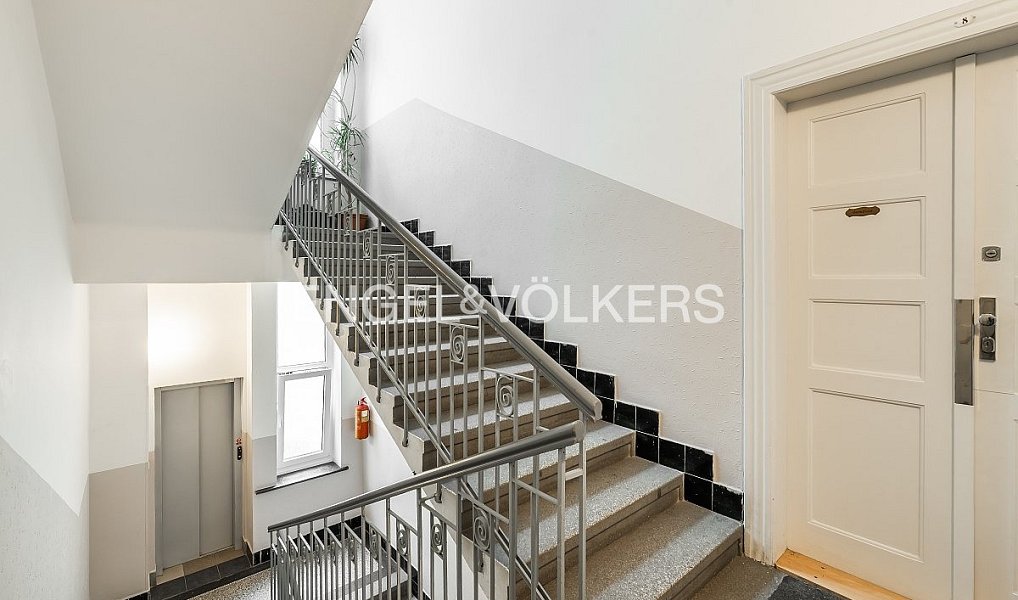 Prodej bytu 2+1 94 m², Praha – náhled fotky 9