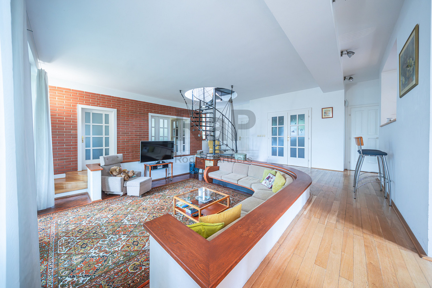 Prodej domu 161 m² s pozemkem 641 m² – fotografie 2
