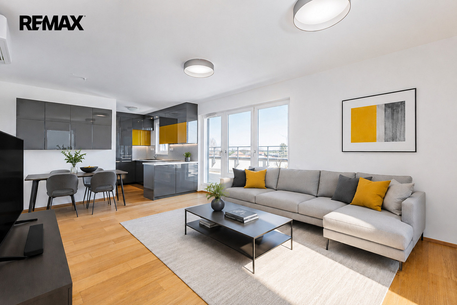 Prodej bytu 4+kk 99 m² – fotografie 3
