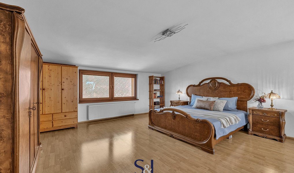 Prodej domu 245 m² s pozemkem 973 m², Nový Bor – náhled fotky 33