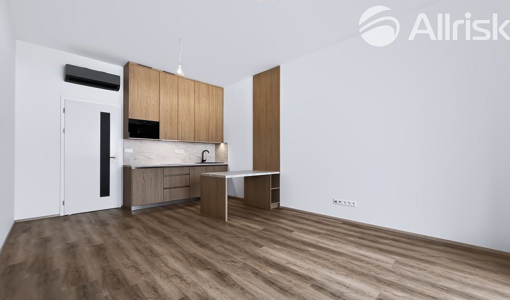 Pronájem bytu 1+kk, 33 m², Komárov - Brno-město, Brno