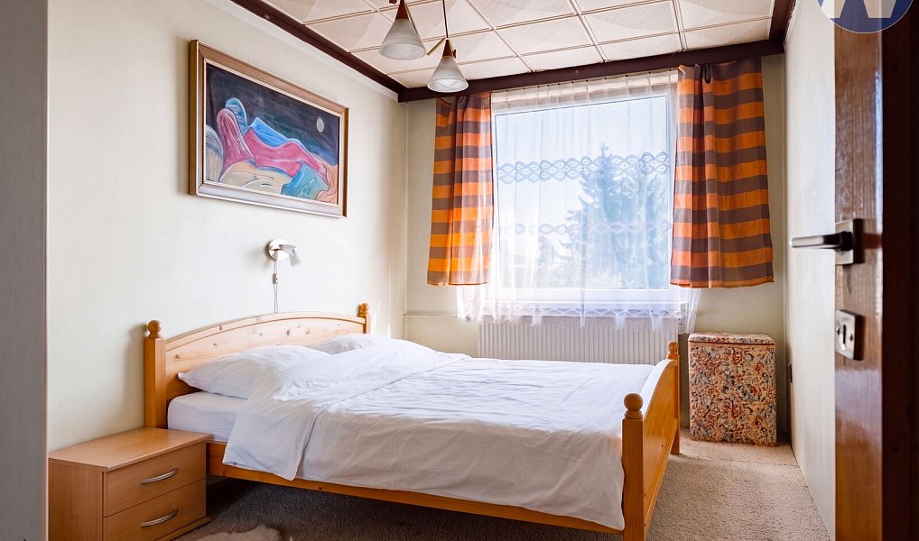 Prodej domu 365 m² s pozemkem 527 m², Strakonice – náhled fotky 11