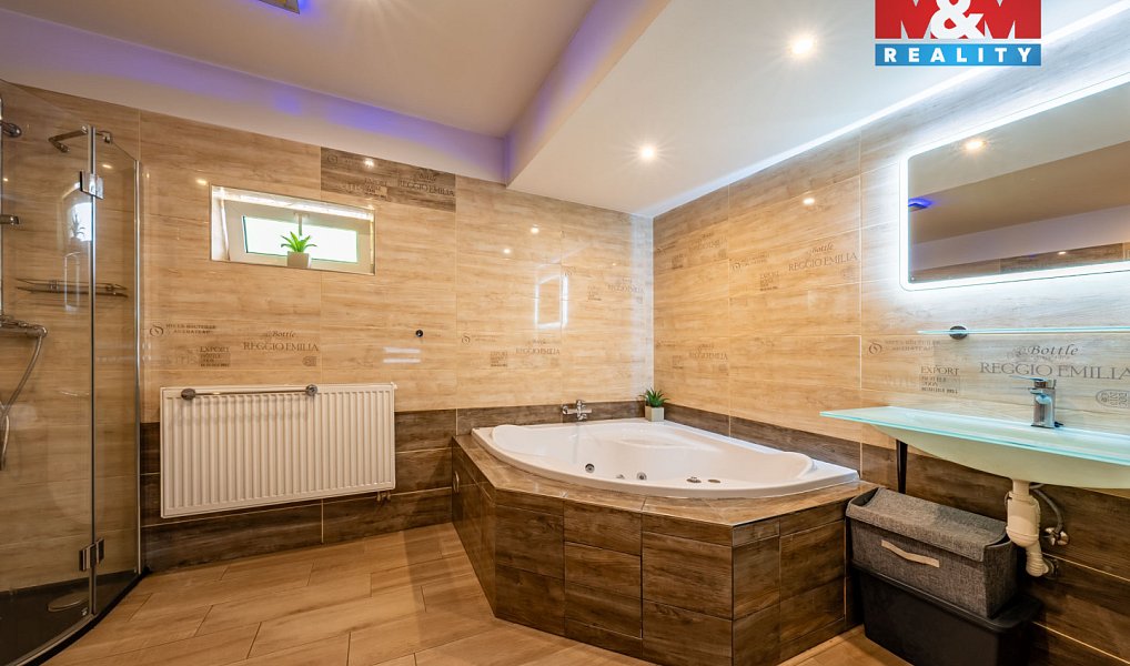 Prodej domu 340 m² s pozemkem 1 443 m², Janov nad Nisou – náhled fotky 3