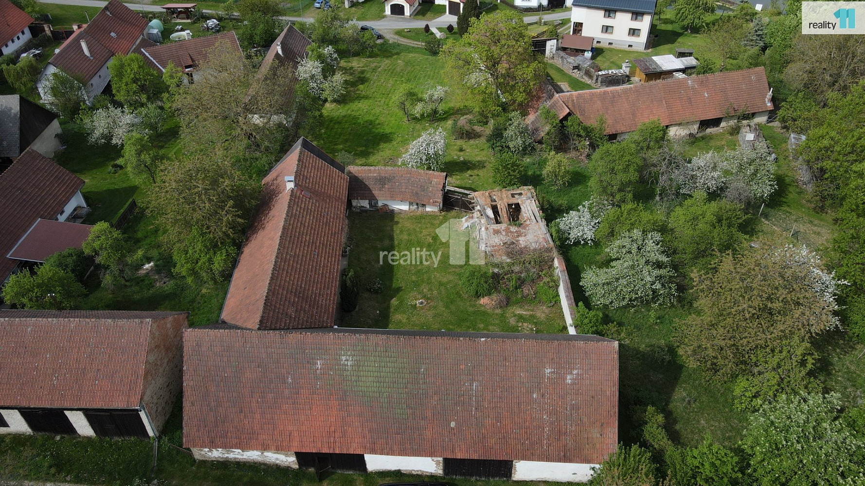 Prodej domu 80 m² s pozemkem 2 605 m² — photo 3