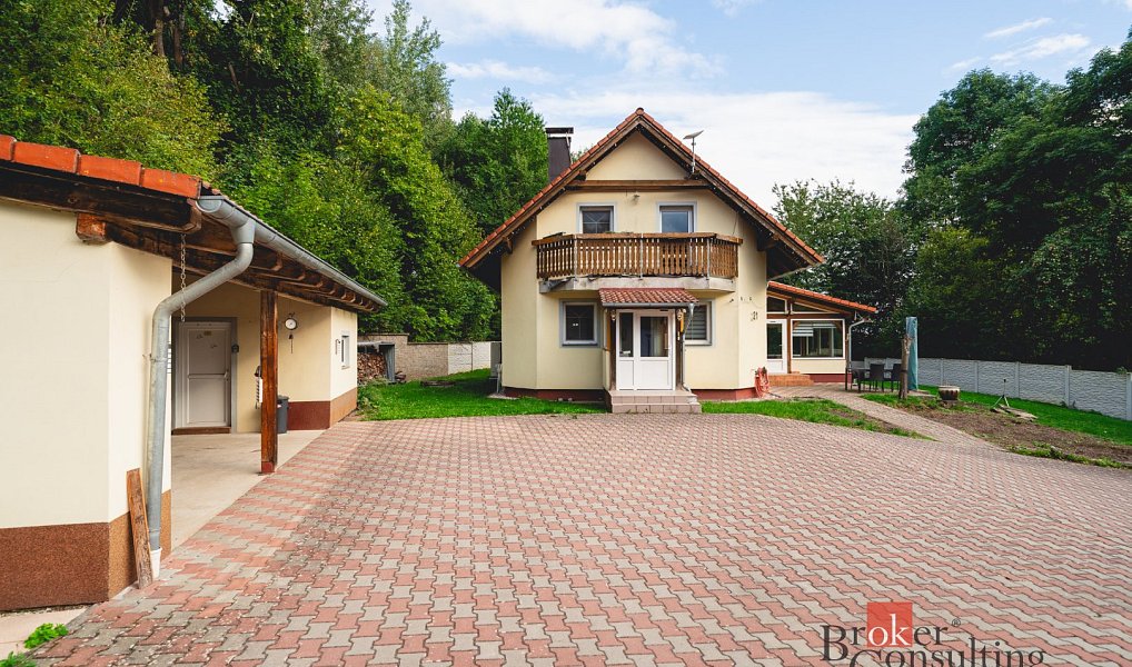 Prodej domu 145 m² s pozemkem 1 739 m², Přimda – náhled fotky 3