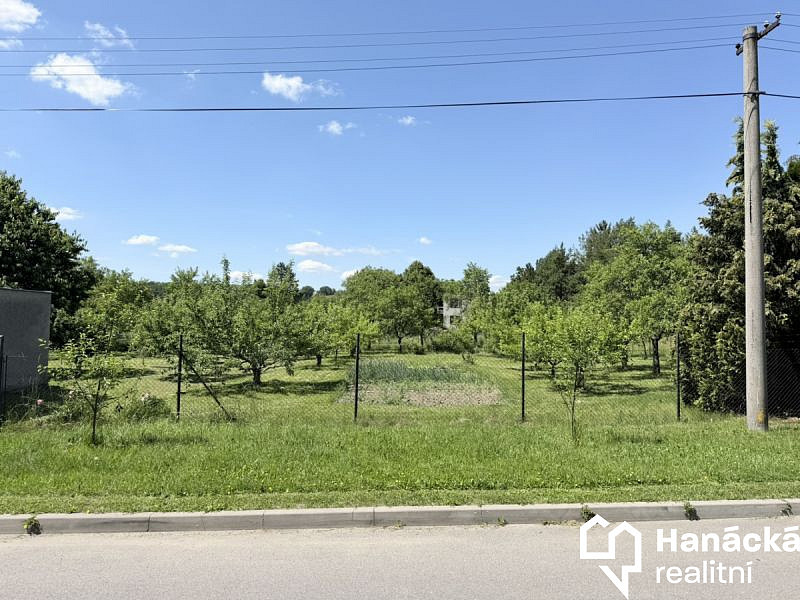 Prodej zahrady 808 m²