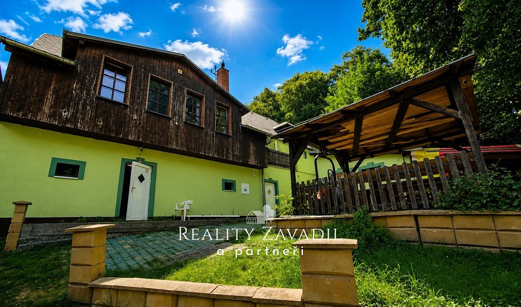 Prodej ubytovacího objektu 322 m², Vysoká – náhled fotky 34