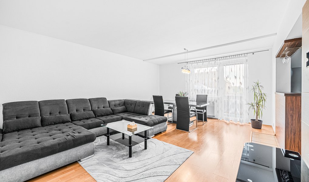 Prodej bytu 3+kk 79 m², Vochov – náhled fotky 2