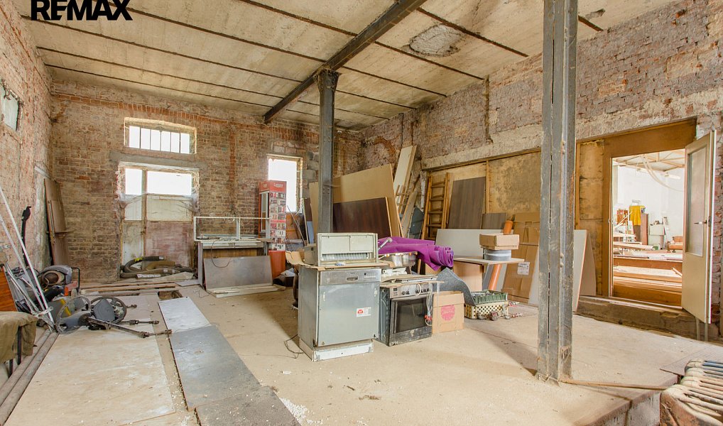Pronájem výrobních prostor 300 m², Babice u Rosic – náhled fotky 13