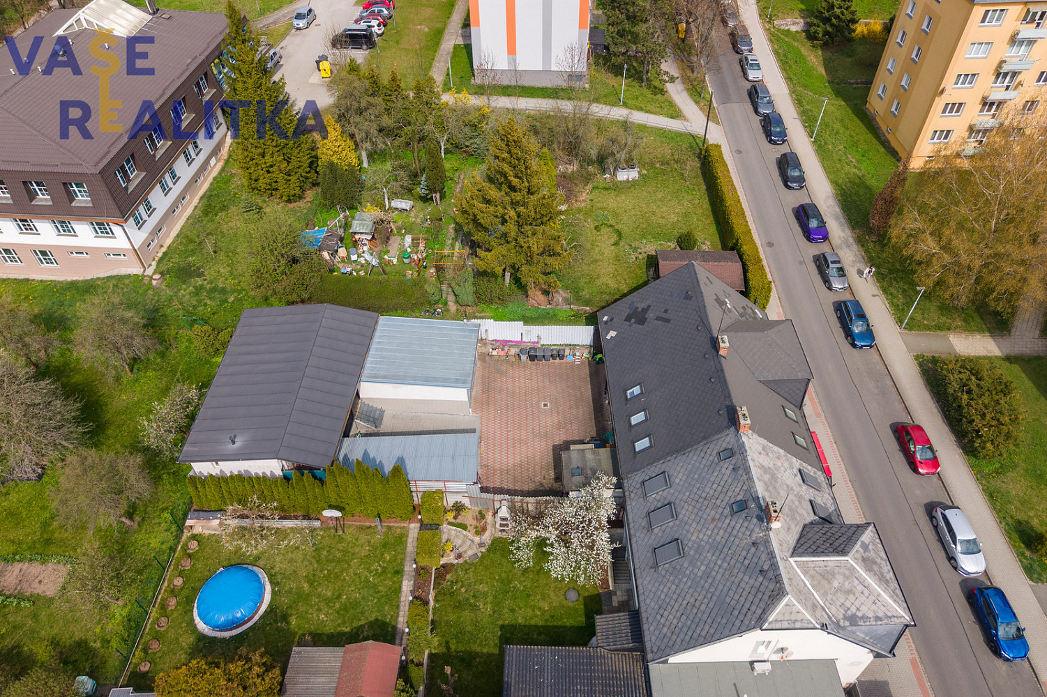 Prodej obchodních prostor 275 m² – fotografie 3