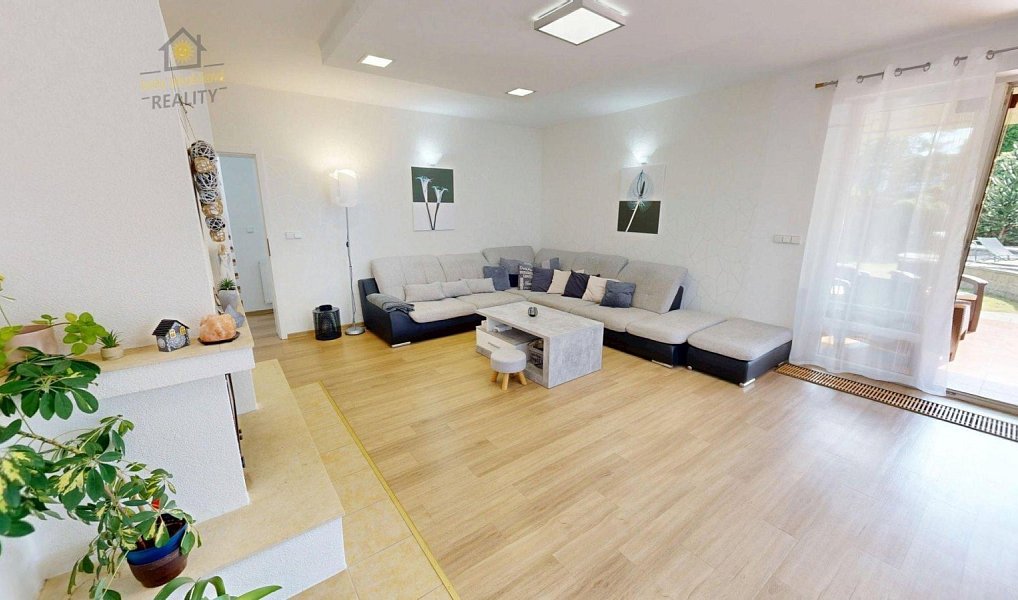 Prodej domu 220 m² s pozemkem 842 m², Bělá pod Bezdězem – náhled fotky 13