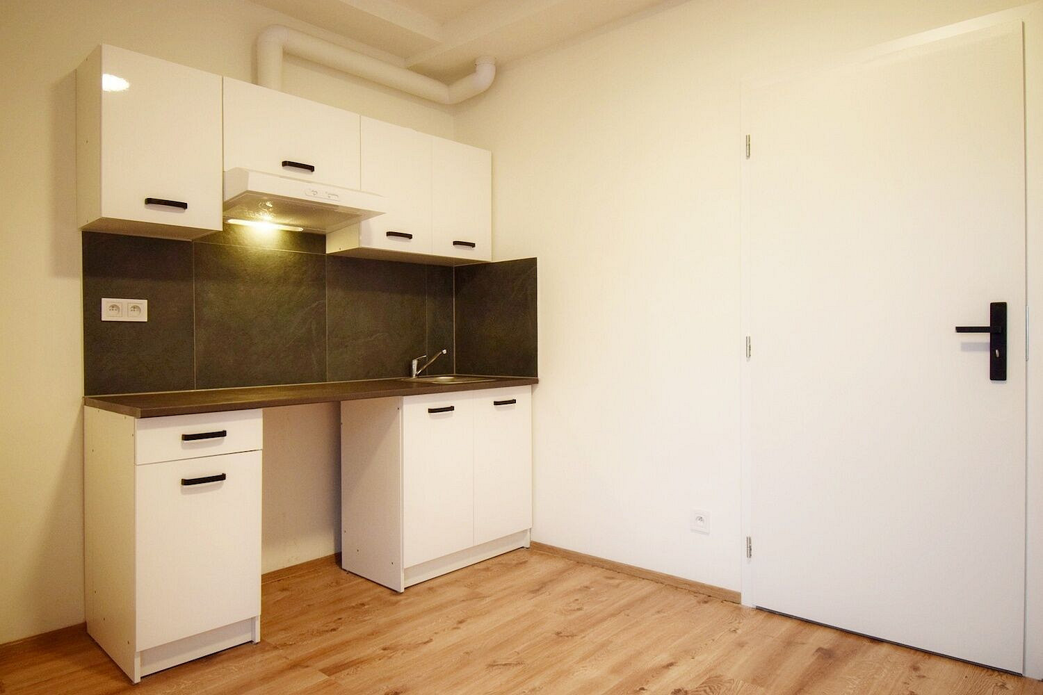 Pronájem bytu 1+kk 21 m² – pohled 4