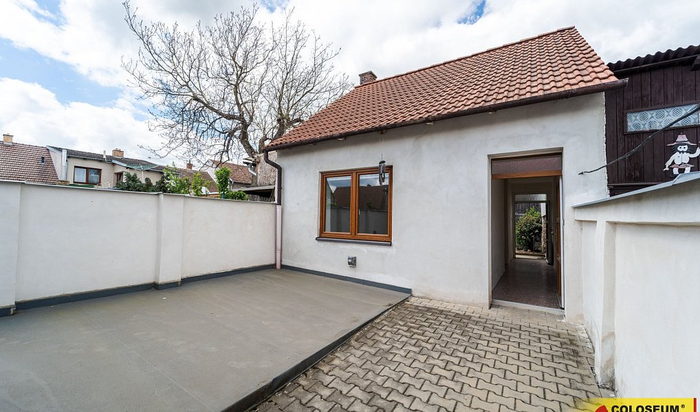Prodej domu 130 m² s pozemkem 596 m², Ivančice – náhled fotky 23