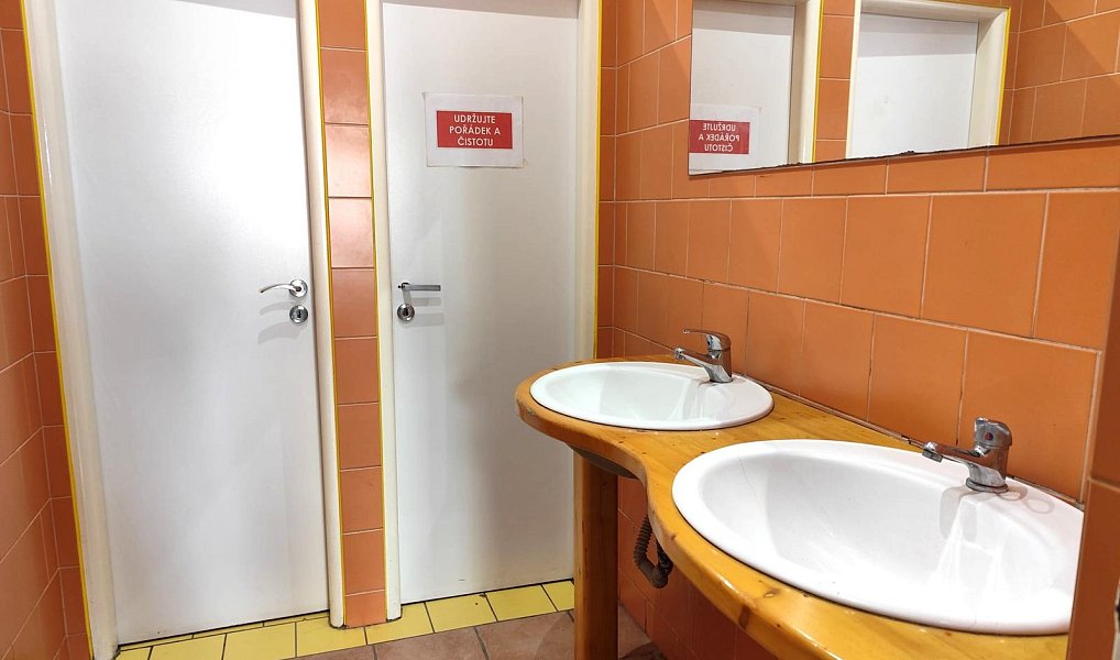 Pronájem obchodních prostor 164 m², Znojmo – náhled fotky 8