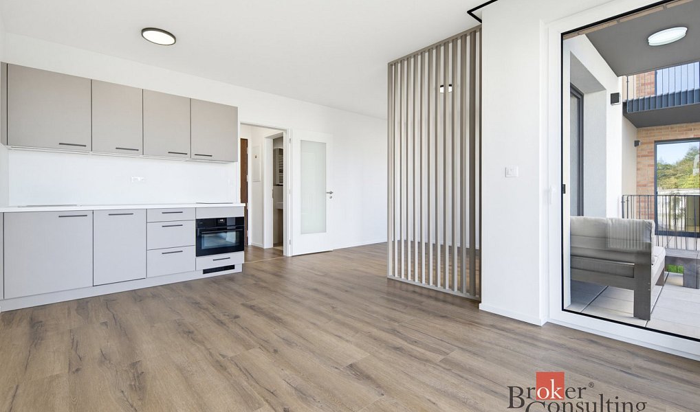 Pronájem bytu 1+kk, 35 m², Hradec Králové