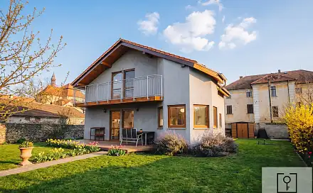 Prodej domu 184 m² s pozemkem 747 m², Chlumín, okres Mělník