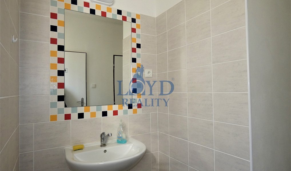Pronájem kanceláře 47 m², Karlovy Vary – náhled fotky 7