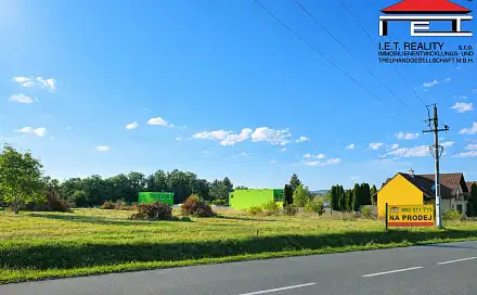 Prodej stavebního pozemku 9 335 m², Ivančice - Němčice, okres Brno-venkov