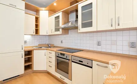 Pronájem bytu 2+kk 53 m², Dukelská, Benešov