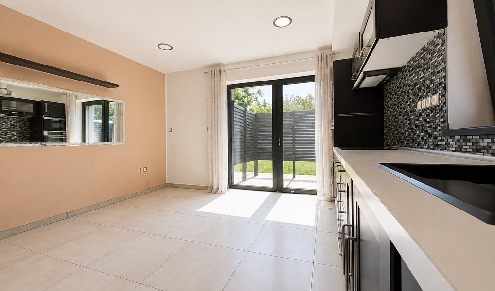 Pronájem domu 39 m² s pozemkem 799 m², Zbrašín – náhled fotky 5