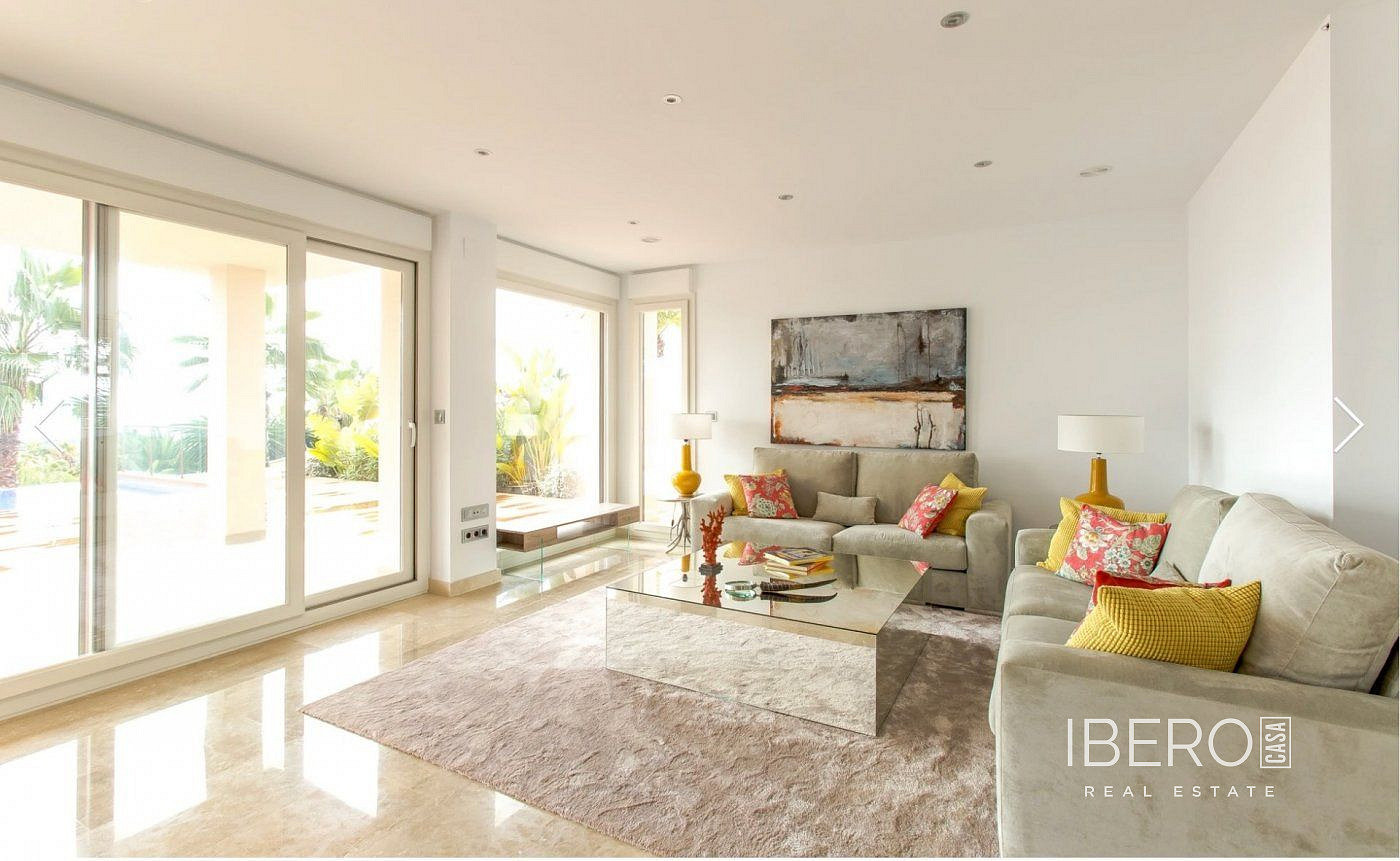 Prodej domu 559 m² s pozemkem 1 132 m² - Vista 3