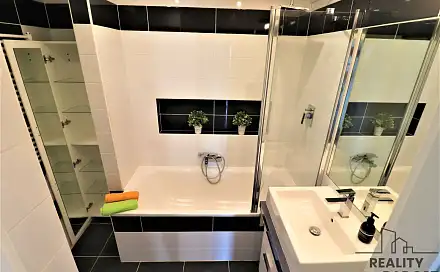 Pronájem bytu 3+1 65 m², Horymírova, Ostrava - Zábřeh
