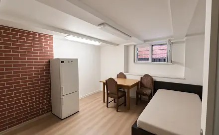 Prodej komerčního objektu (jiného typu) 21 m², Pod radnicí, Praha 5 - Košíře