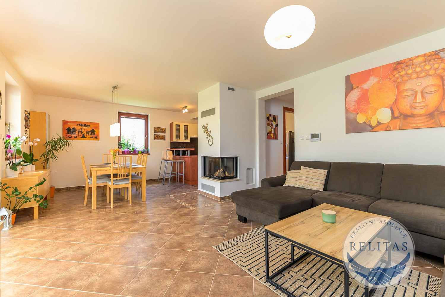 Prodej domu 229 m² s pozemkem 813 m² – fotografie 3