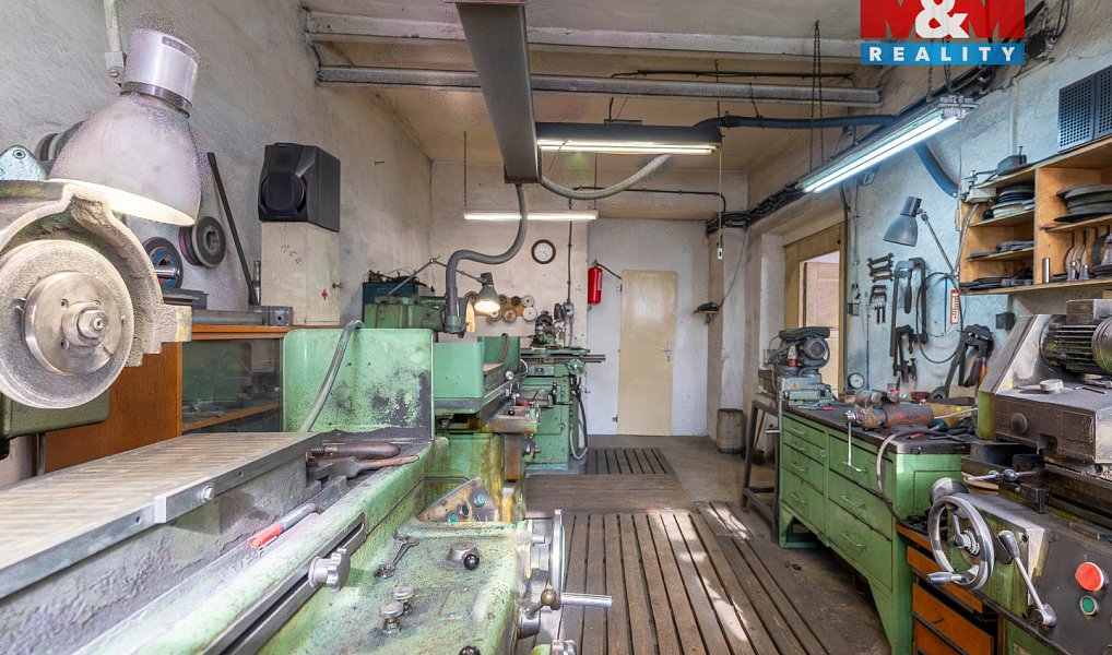 Prodej výrobních prostor 180 m², Bedihošť – náhled fotky 8