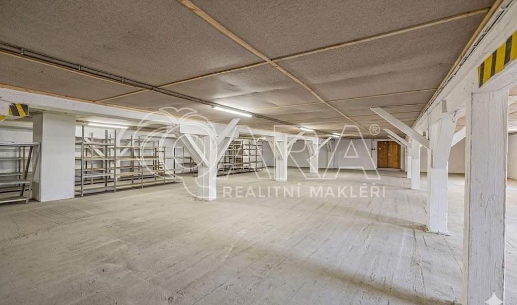 Prodej výrobních prostor 9 000 m², Stod – náhled fotky 4