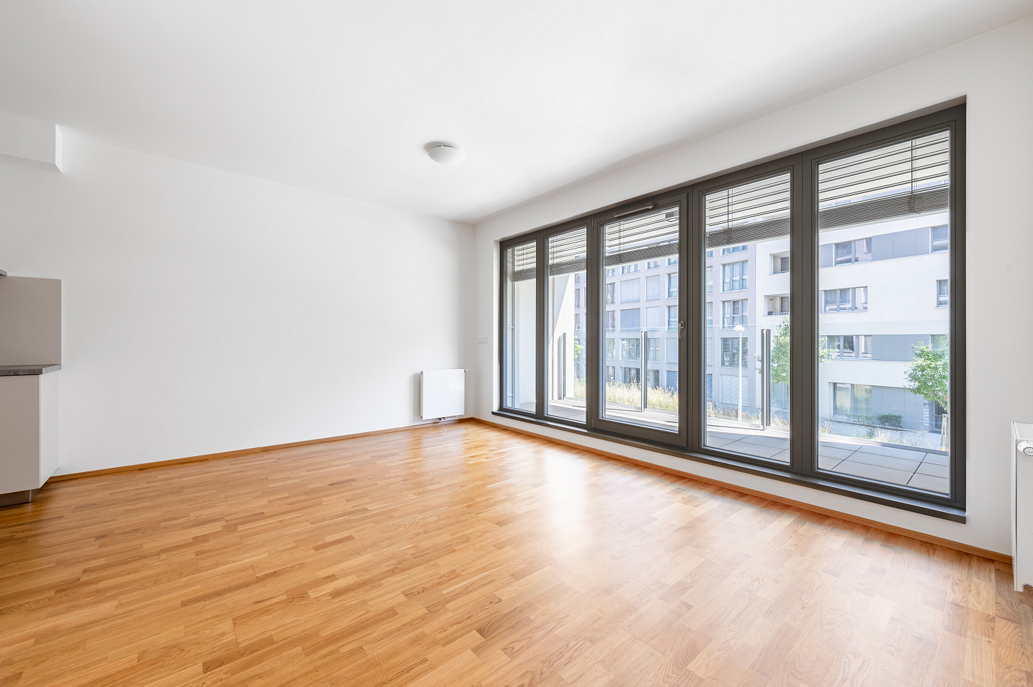 Pronájem bytu 2+kk 58 m² – fotografie 3