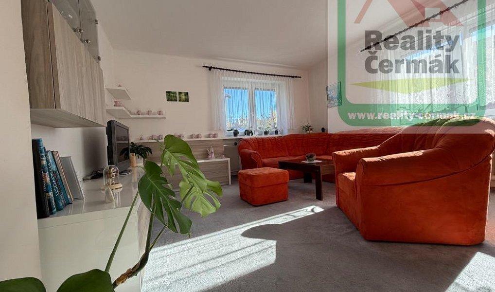Prodej domu 300 m² s pozemkem 830 m², Holýšov – náhled fotky 20