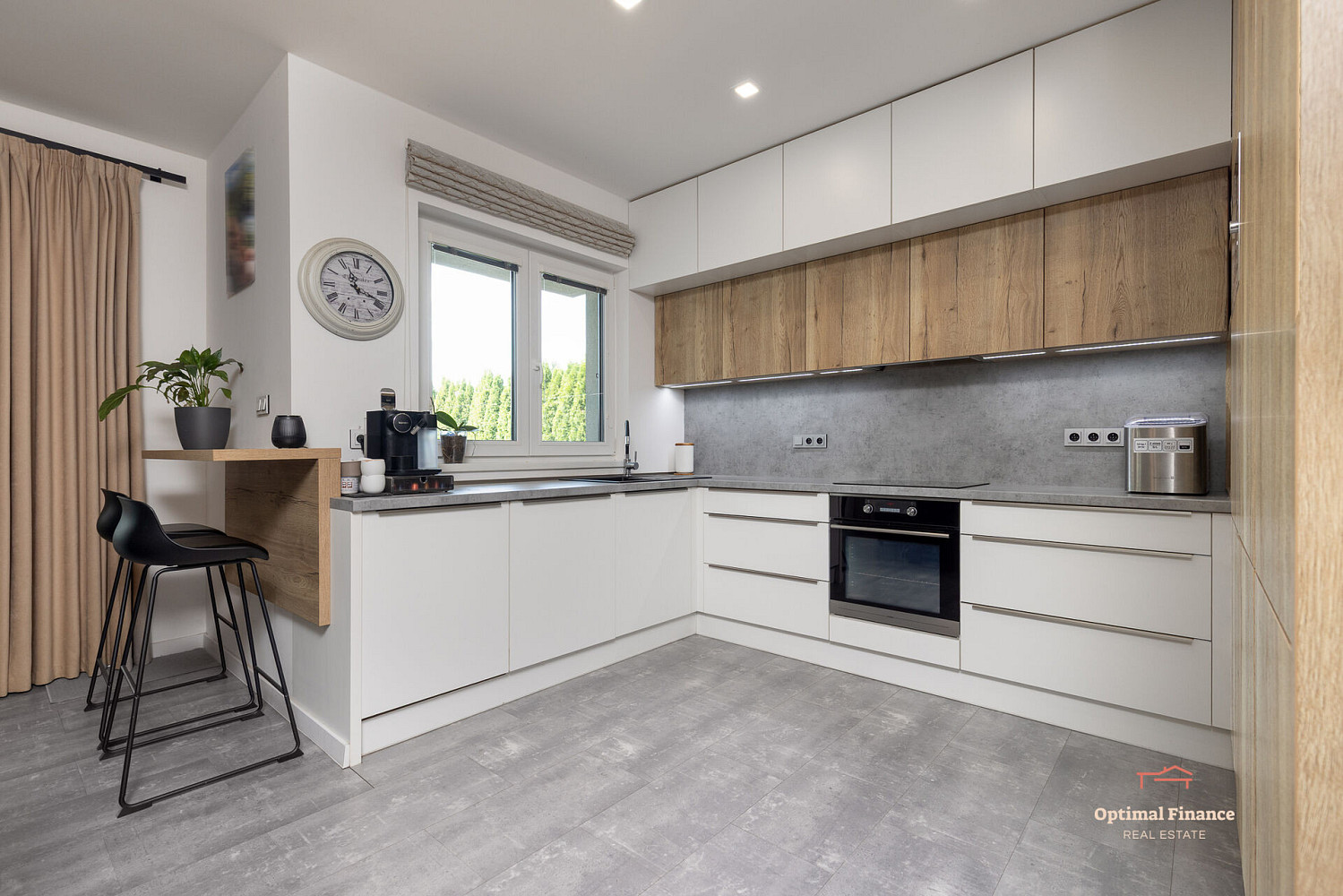 Prodej domu 241 m² s pozemkem 704 m² – fotografie 4