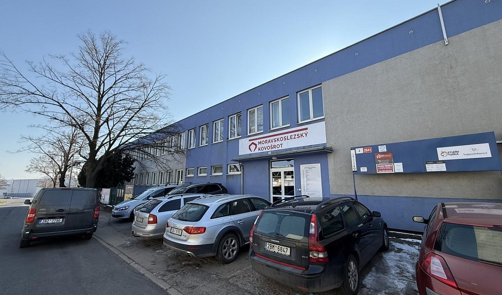 Pronájem komerčního objektu (jiného typu) 2 921 m², Znojmo – náhled fotky 11