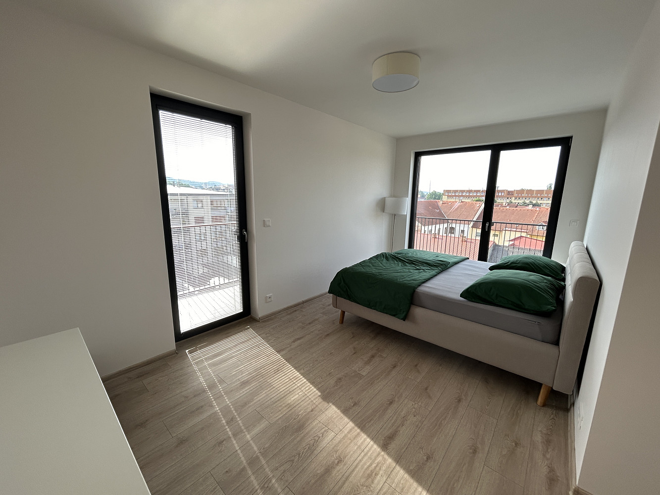 Pronájem bytu 4+kk 95 m² – fotografie 5
