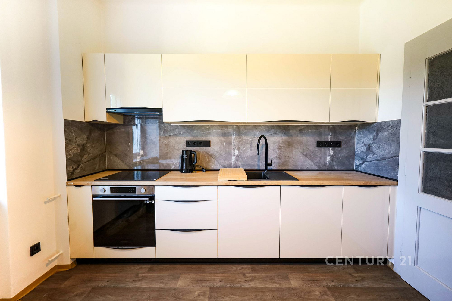 Pronájem bytu 2+1 64 m²