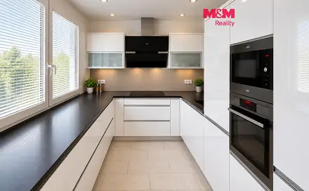 Prodej bytu 3+1 75 m², Želivského, Tachov
