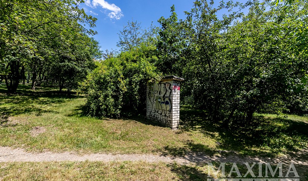 Prodej pozemku 4 183 m², Praha – náhled fotky 11