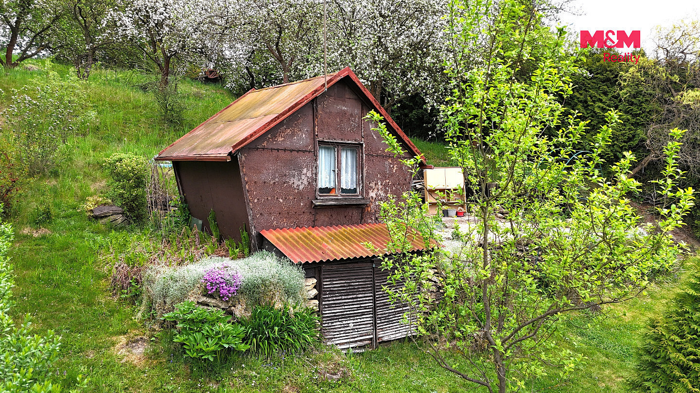 Prodej chaty/chalupy 8 m² s pozemkem 1 376 m²
