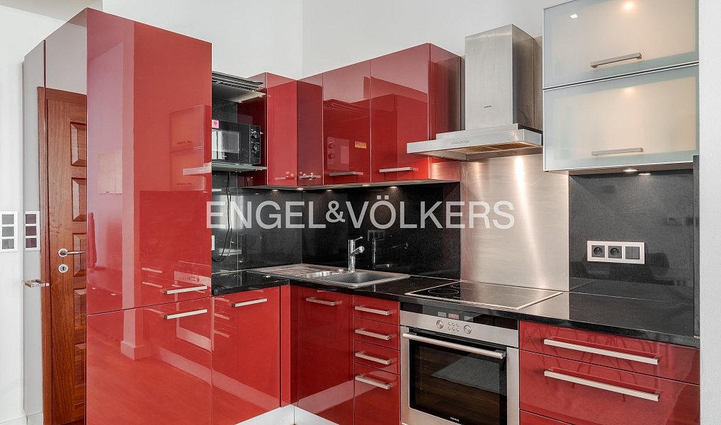 Pronájem bytu 2+kk 70 m², Praha – náhled fotky 2
